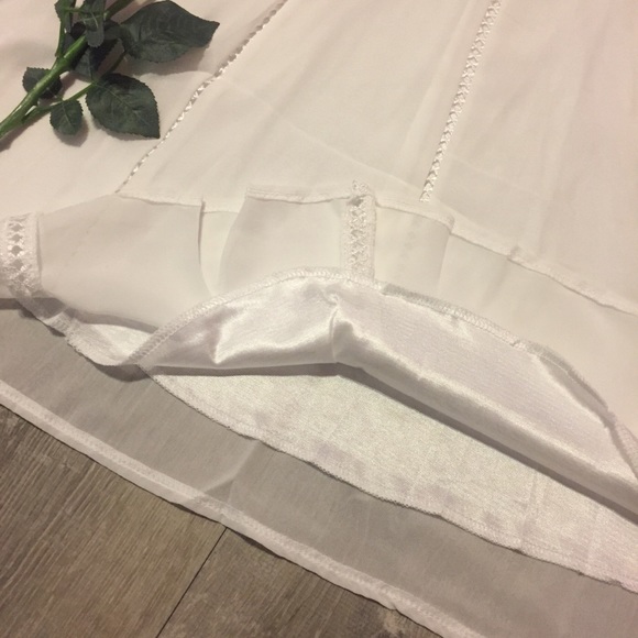 White Laced Sun Dress - Picture 6 of 8